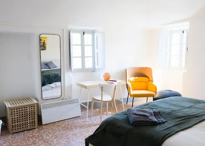 Eremo Di San Luigi - Ijan Ospitalita Di Frontiera 3*